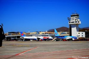 Самолеты в аэропорту Тенерифе-Южный TFS